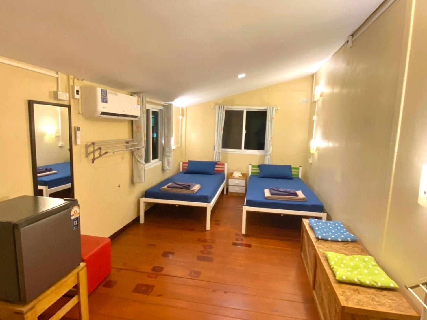 A Pousada Anya House Thongsala Exterior foto